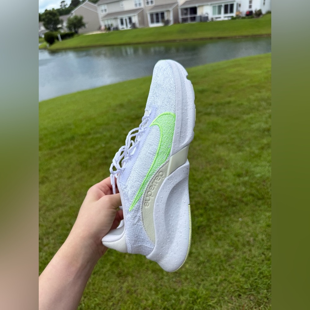 Nike superRep Women's White and Green Running Shoes size 10 - Picture 3 of 8